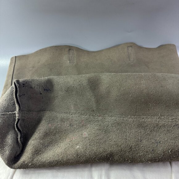 Cuyana Classic Leather Tote Bag Purse in Stone Gray - Picture 10 of 15